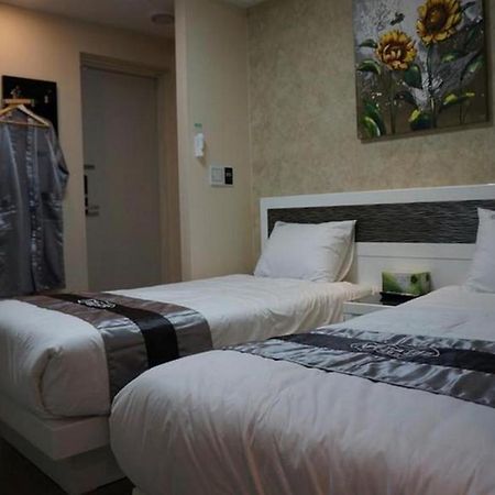 Novalus Tourist Hotel Seoul Bagian luar foto