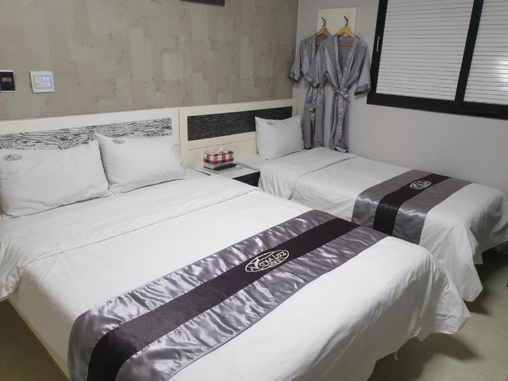Novalus Tourist Hotel Seoul Bagian luar foto