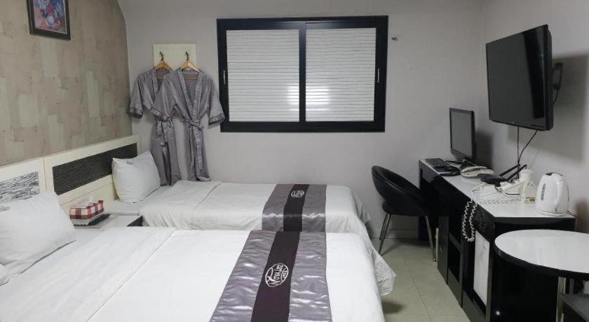 Novalus Tourist Hotel Seoul Bagian luar foto